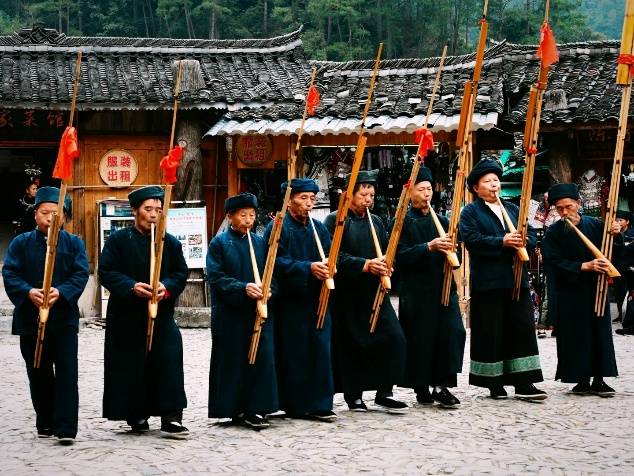 制团最佳路线完整版附正规旅行社!开元棋牌七月贵州旅游五天游私人定(图2) 制团最佳路线完整版附正规旅行社!开元棋牌七月贵州旅游五天游私人定(图2)