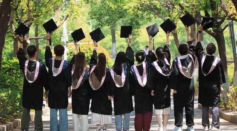 践行三全育人打造有温度的“毕业季”开元棋牌app齐鲁师范学院：深入(图3)